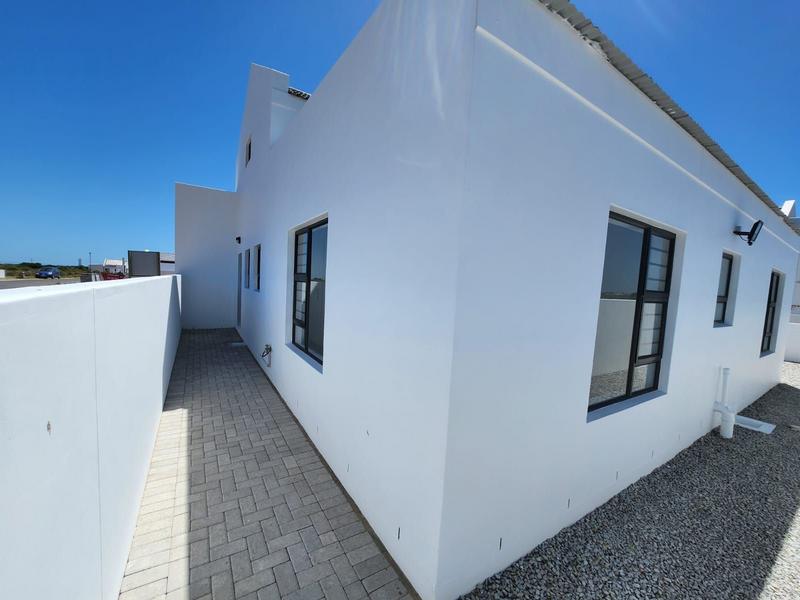 3 Bedroom Property for Sale in Britannia Bay Western Cape